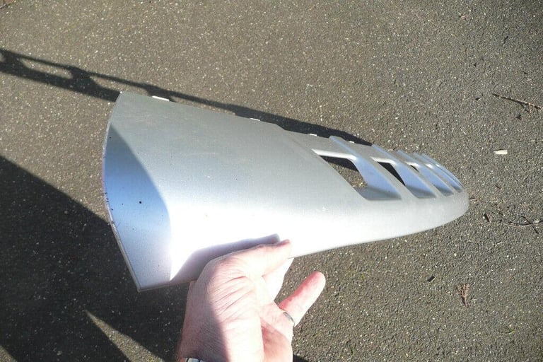 FORD KUGA 2008-12 FRONT BUMPER CENTRE LOWER TRIM PROTECTOR PLATE 8V41-17F771-ABW