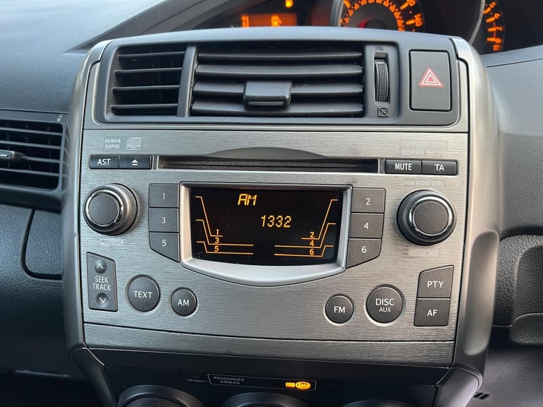 2010 Toyota Verso 1.6 V-matic TR 5dr MPV Petrol Manual