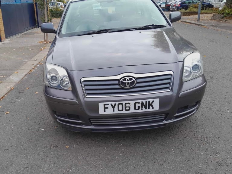 Toyota AVENSIS 2006 2.0 petrol automatic 