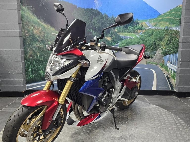 HONDA CB 1000 R