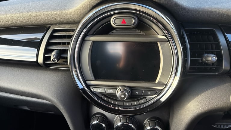 2018 MINI Hatch 1.5 Cooper II 3dr Auto HATCHBACK PETROL Automatic