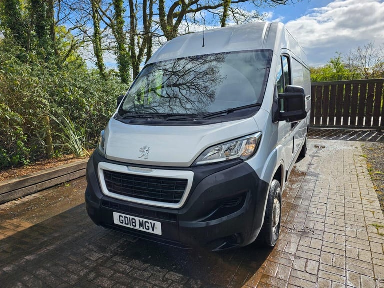 PEUGEOT BOXER 2.0 BlueHDi 335 Professional Silver Manual Diesel 2018