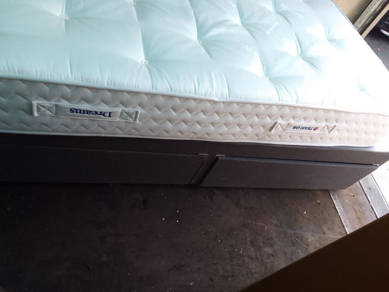 Single Bed with mattress 