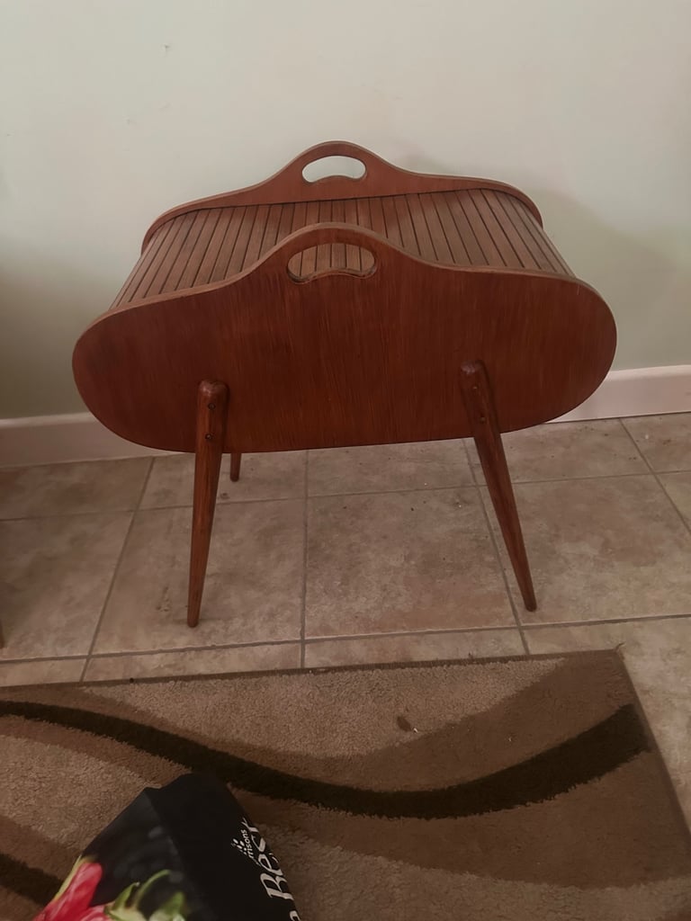 image for Vintage roll top sewing box 