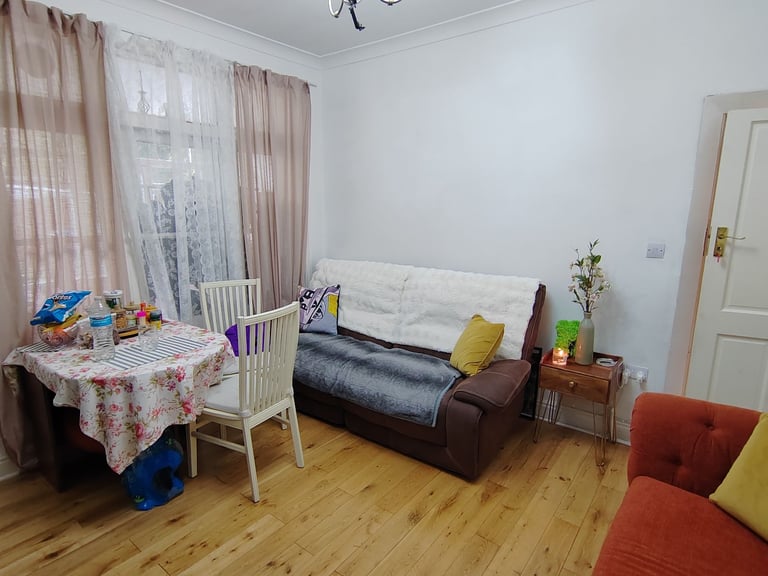 4 Bedroom terraced house to rent in lovely residential area of Dollis Hill, NW10