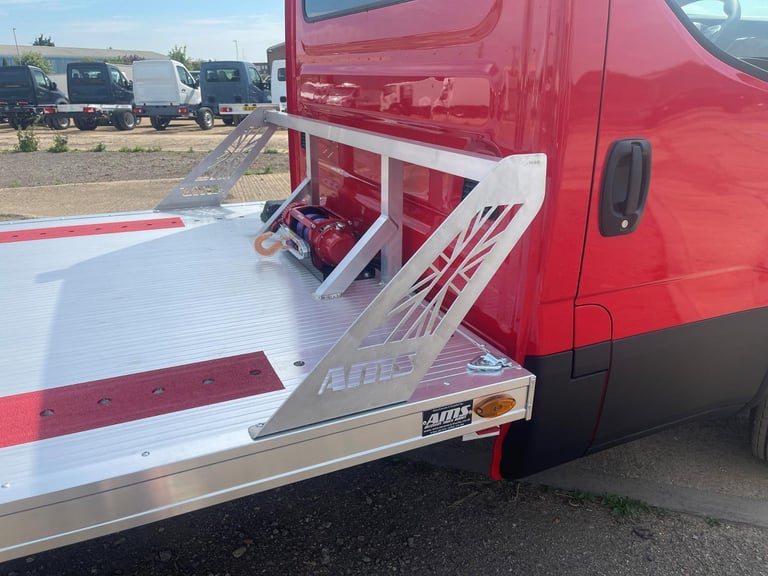 IVECO DAILY 3.5T FULL BEAVERTAIL BODY FULLY LOADED ALL EXTRAS