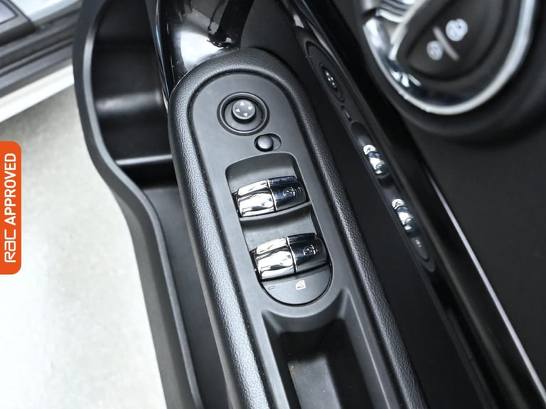 2020 MINI Countryman 2.0 Cooper S Sport SUV 5dr Petrol Steptronic Euro 6 (s/s) (178 ps) SUV PETRO...