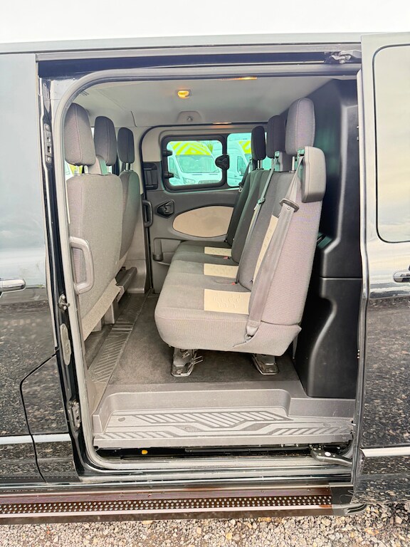 2016 Ford Transit Custom 2.2 TDCi 290 Limited Combi Van 6dr Diesel Manual L1 H1 (191 g/km, 123 bh...