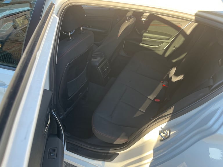 BMW, 1 SERIES, Hatchback, 2012, Manual, 1598 (cc), 5 doors