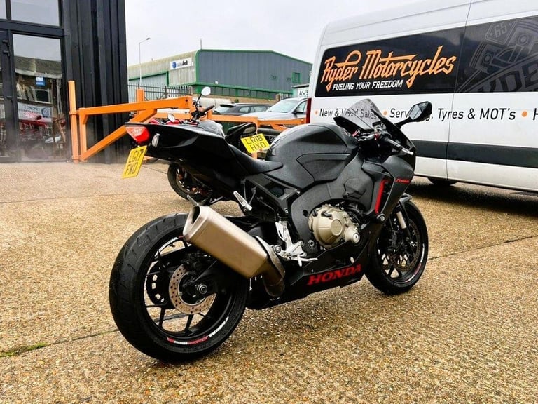 2017 17 HONDA CBR1000RR FIREBLADE - BUY ONLINE 24 HRS A DAY - FINANCE AVAILABLE
