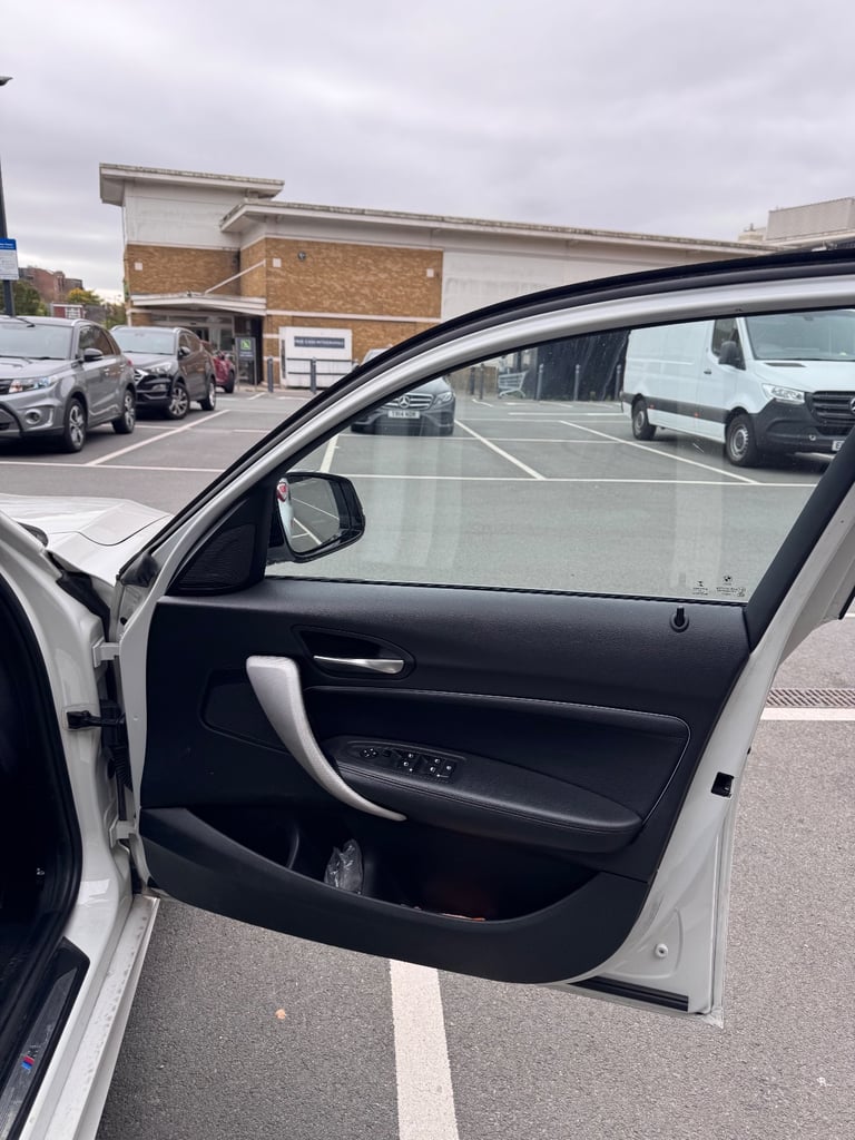 BMW, 1 SERIES, Hatchback, 2018, Semi-Auto, 1995 (cc), 5 doors