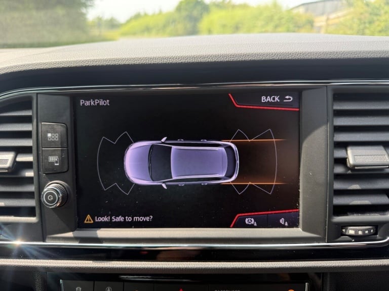 SEAT Leon 1.5 TSI EVO 150 FR Black Edition [EZ] 5dr DSG Petrol