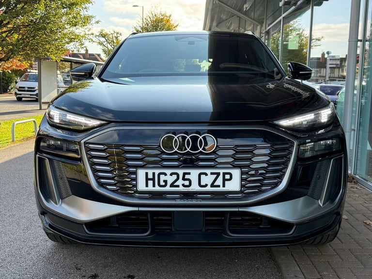 2025 Audi Q6 e-tron 83kWh S line SUV 5dr Electric Auto (252 ps) ESTATE Electric Automatic