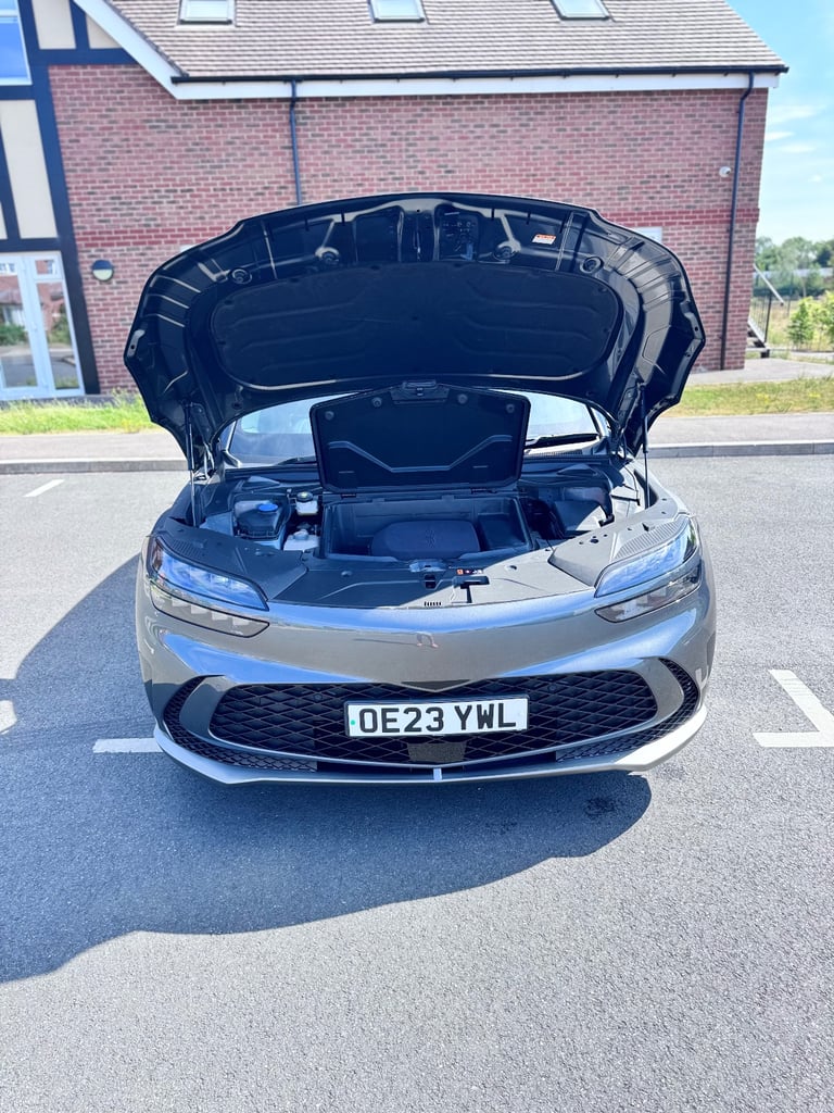 Other, GV60, MPV, 2023, Other, 1 (cc), 5 doors