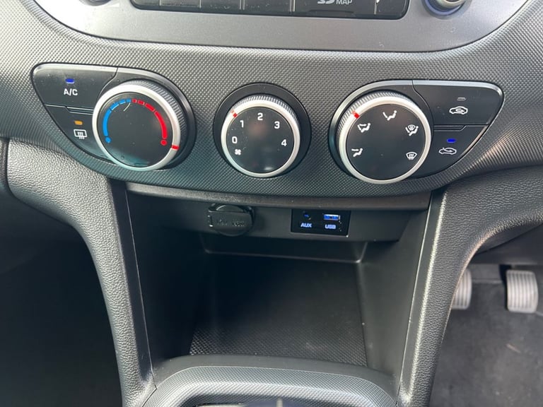 2019 Hyundai i10 1.0 Play 5dr HATCHBACK PETROL Manual