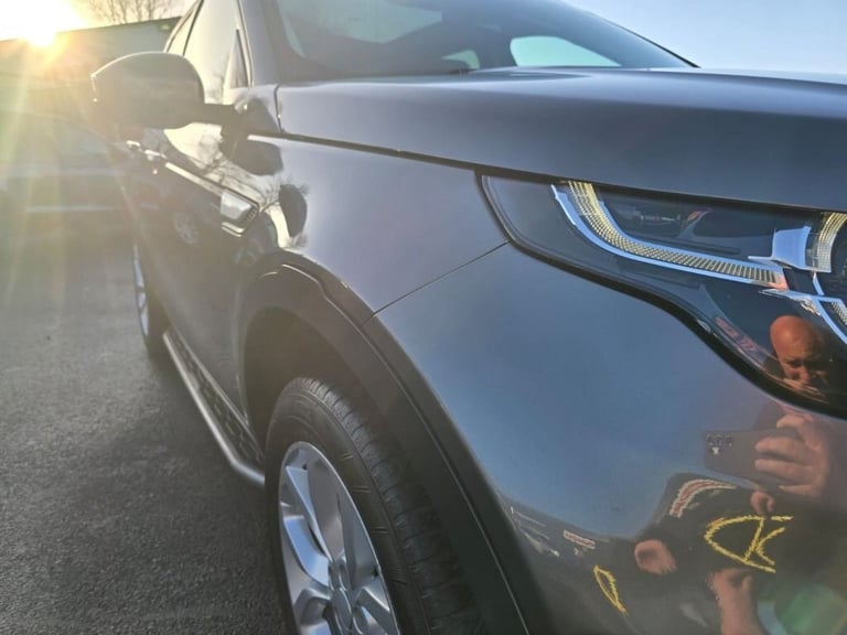 2016 Land Rover Discovery Sport 2.0 TD4 HSE SUV 5dr Diesel Auto 4WD Euro 6 (s/s) (180 ps) ESTATE ...