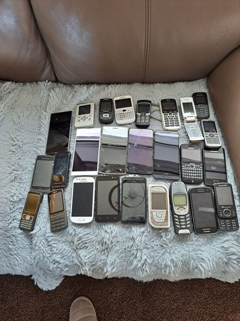 image for joblot of untested mobile phones
