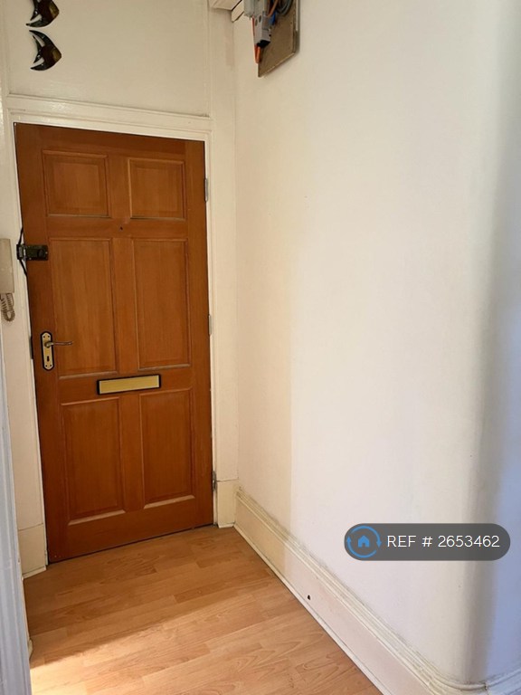 1 bedroom flat in Ibrox Street, Glasgow, G51 (1 bed) (#2653462)