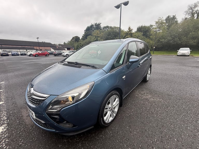 7-SEATER JUST SERVICED NEW CLUTCH AND FLYWHEEL GREAT FAMILY CAR
