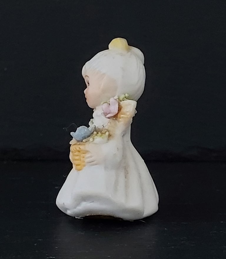 Bond Ware Bone China Miniature Figurine 4.5 cm Tall