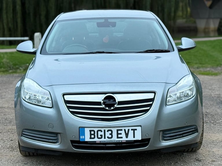 2013 Vauxhall Insignia 2.0 CDTi SE [160] 5dr HATCHBACK Diesel Manual