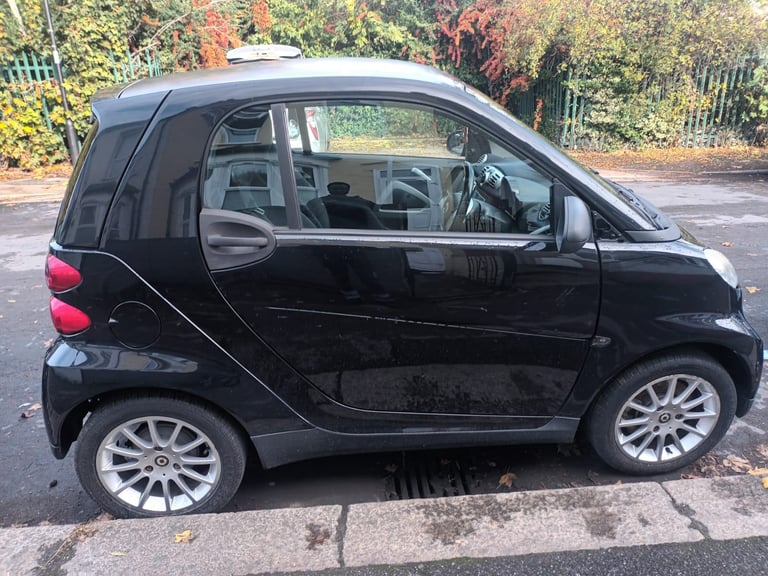 Smart, FORTWO COUPE, Coupe, 2011, Semi-Auto, 999 (cc), 2 doors