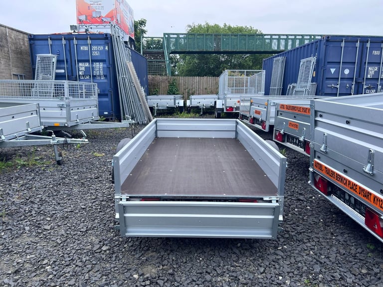 BRAND NEW 6ft x 4ft SINGLE AXLE TRAILER