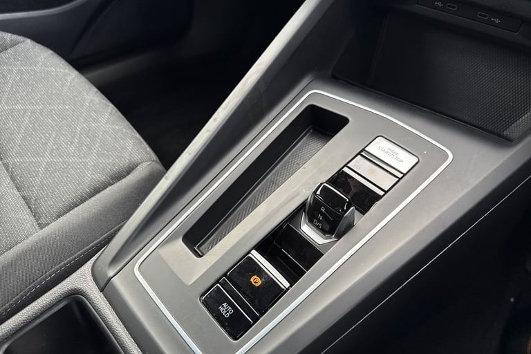 2021 Volkswagen Golf 2.0 TDI Life 5dr DSG HATCHBACK DIESEL Automatic