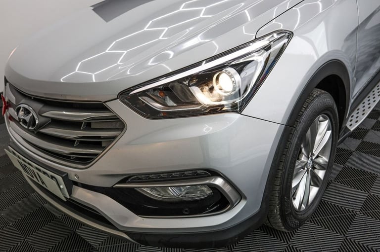 2016 Hyundai Santa Fe 2.2 CRDi Blue Drive Premium 5dr Auto [7 Seats] ESTATE DIESEL Automatic