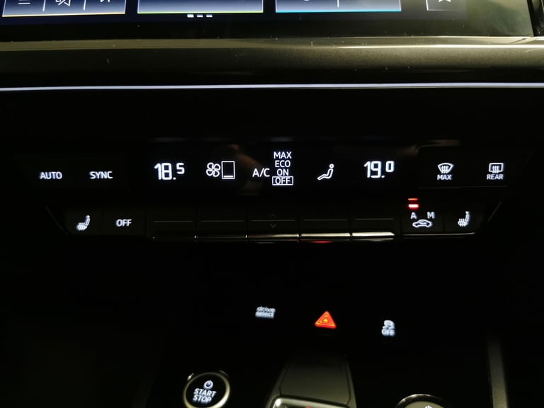 2021 Audi Q4 e-tron 40 S line SUV 5dr Electric Auto 82kWh (204 ps) - BLUETOOTH - CRUISE - SPEED S...