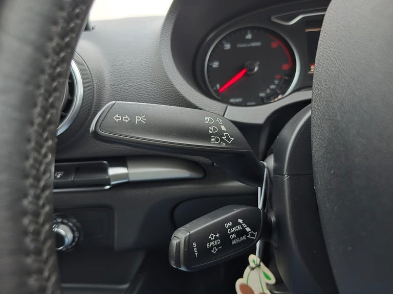 2016 Audi A3 2.0 TDI SE Technik Sportback Euro 6 (s/s) 5dr Hatchback Diesel Manual