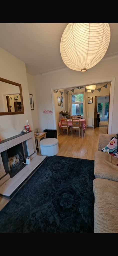 Lovely  3 Bedroom House available Central Bangor 