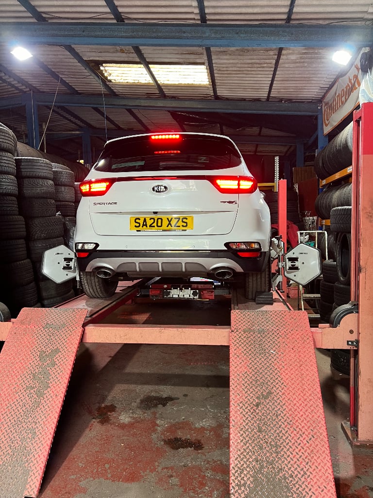 wheel alignment &tracking &tyres new &used size13.to22.Car &van & 4x4 