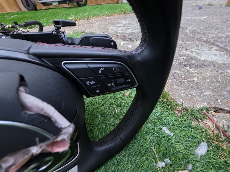 AUDI A5 FLAT BOTTOM MULTIFUNCTION LEATHER STEERING WHEEL Squib Breaking Parts 