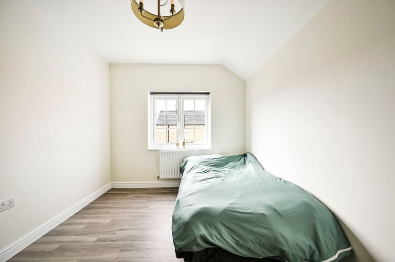 3 Bed Detached House, Ringlet Close, OX25