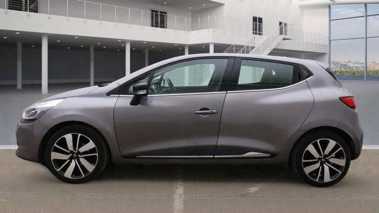 2015 Renault Clio 1.5 dCi Dynamique S Nav Auto Euro 6 5dr HATCHBACK Diesel Automatic
