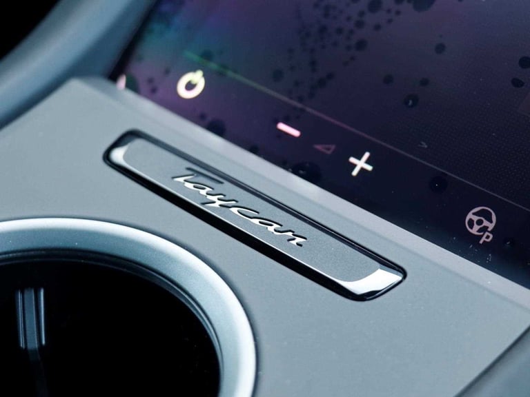  Porsche Taycan Saloon 340kW 4S 89kWh 4dr Auto Saloon Electric Automatic