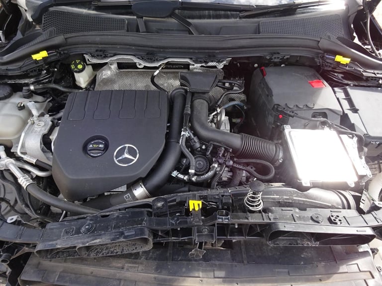 2021 70 REG MERCEDES BENZ GLA 200 AMG LINE PREMIUM PLUS AUTO DAMAGED SALVAGE
