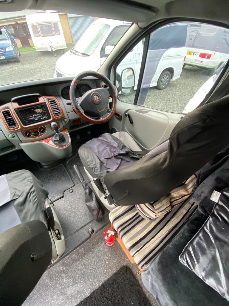 Vauxhall VIVARO campervan