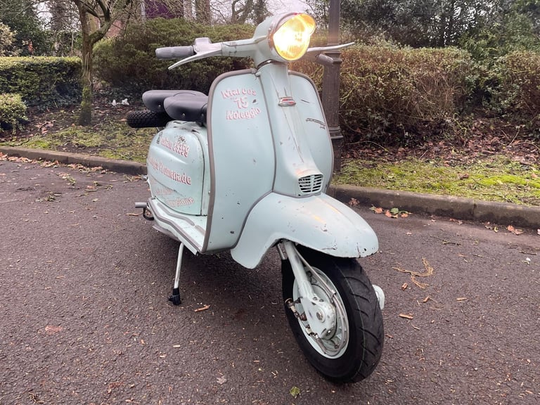 Lambretta Li125 1964 Italian scooter