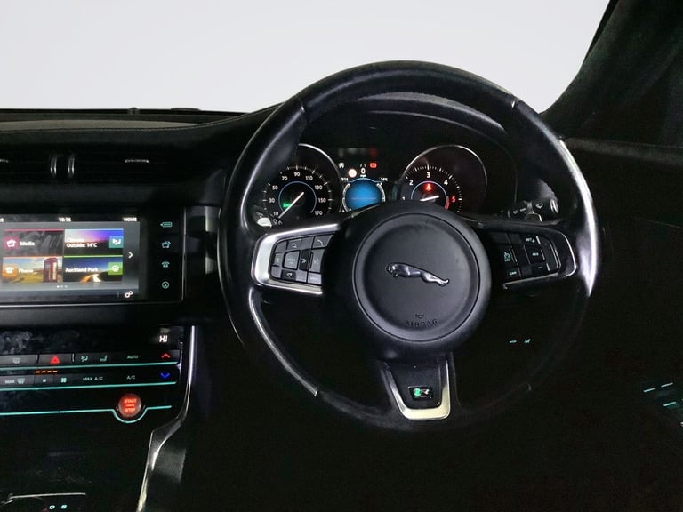 2018 Jaguar XF 2.0d [180] R-Sport 4dr Auto SALOON DIESEL Automatic