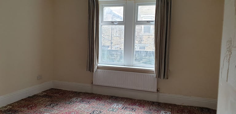 Single Bedroom flat for rent - Bradford BD9 - 450 pm