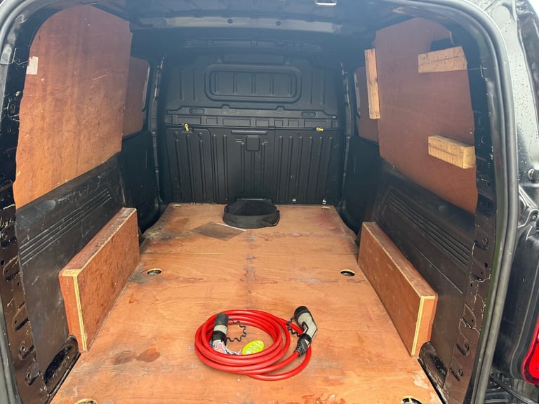 22 TOYOTA PROACE CITY ICON 50KWH AUTO APPLE CAR PLAY LWB ELECTRIC APPLE 