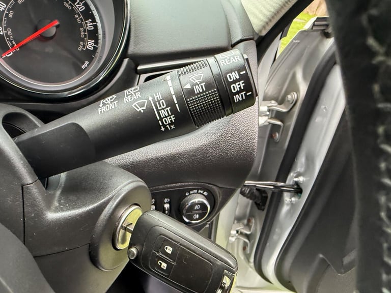 2016 Vauxhall Zafira Tourer 1.6 CDTi ecoFLEX Tech Line MPV 5dr Diesel Manual Euro 6 (s/s) (136 ps...