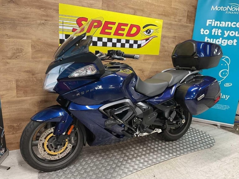 TRIUMPH TROPHY 1200 SE 2013