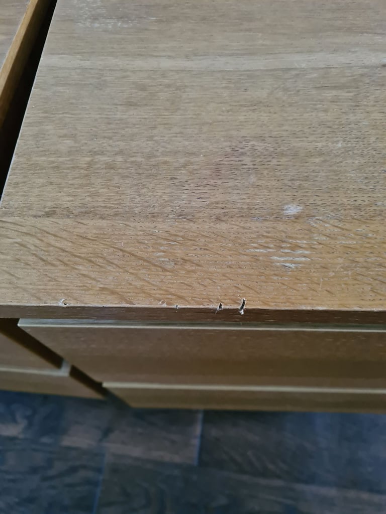 Bedside cabinets