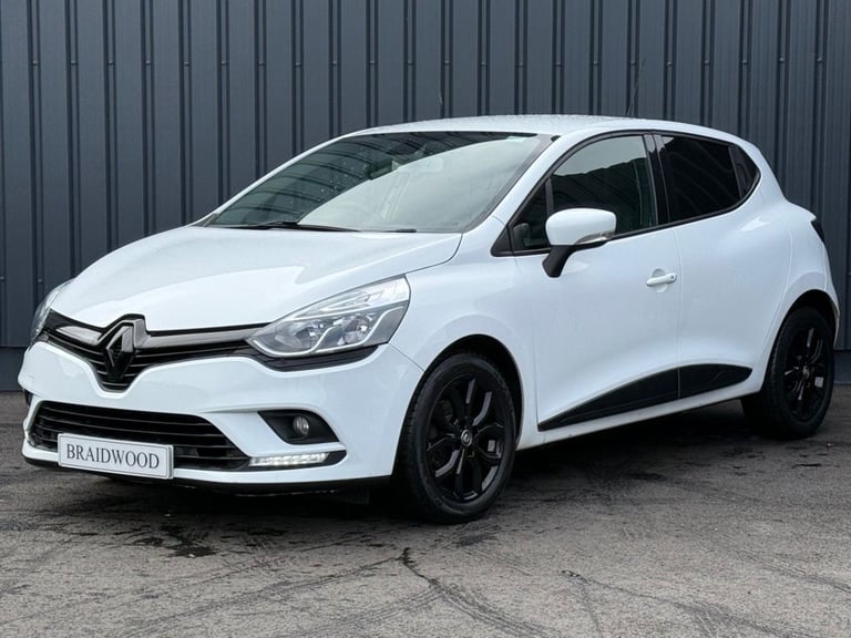 2017 Renault Clio 1.2 16V Dynamique Nav Hatchback 5dr Petrol Manual Euro 6 (75 ps) Hatchback Petr...