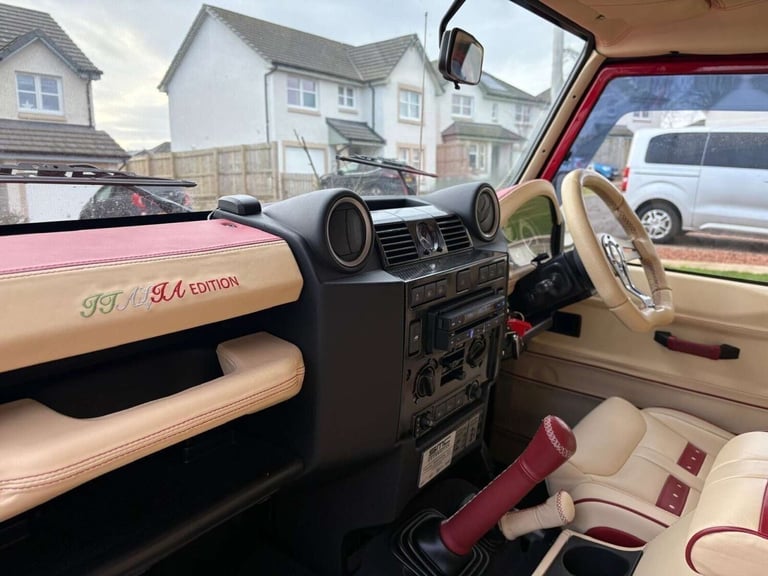 2015 Land Rover Defender XS Hard Top TDCi [2.2] PANEL VAN DIESEL Manual