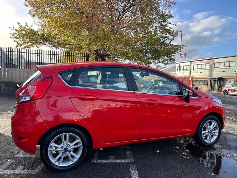 2014 Ford Fiesta 1.25 82 Zetec 5dr HATCHBACK PETROL Manual