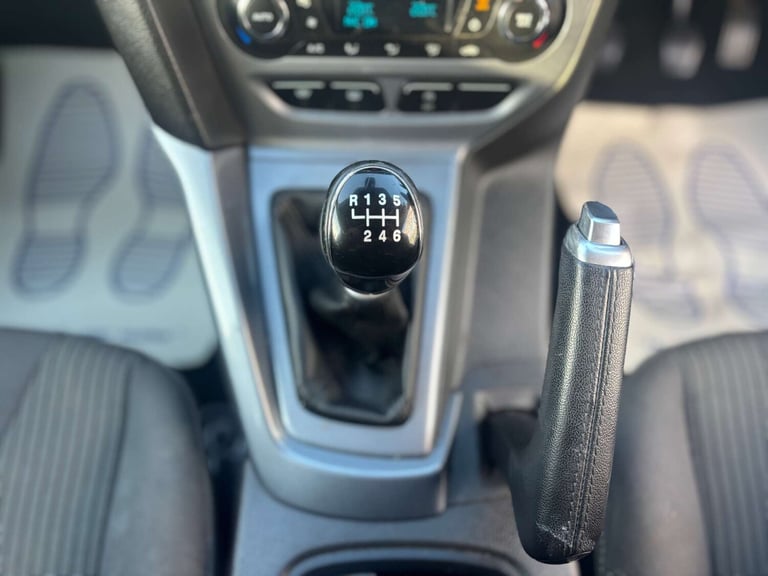 2014 Ford Focus 1.6 Focus Titanium Navigator TDCi 5dr Estate Diesel Manual